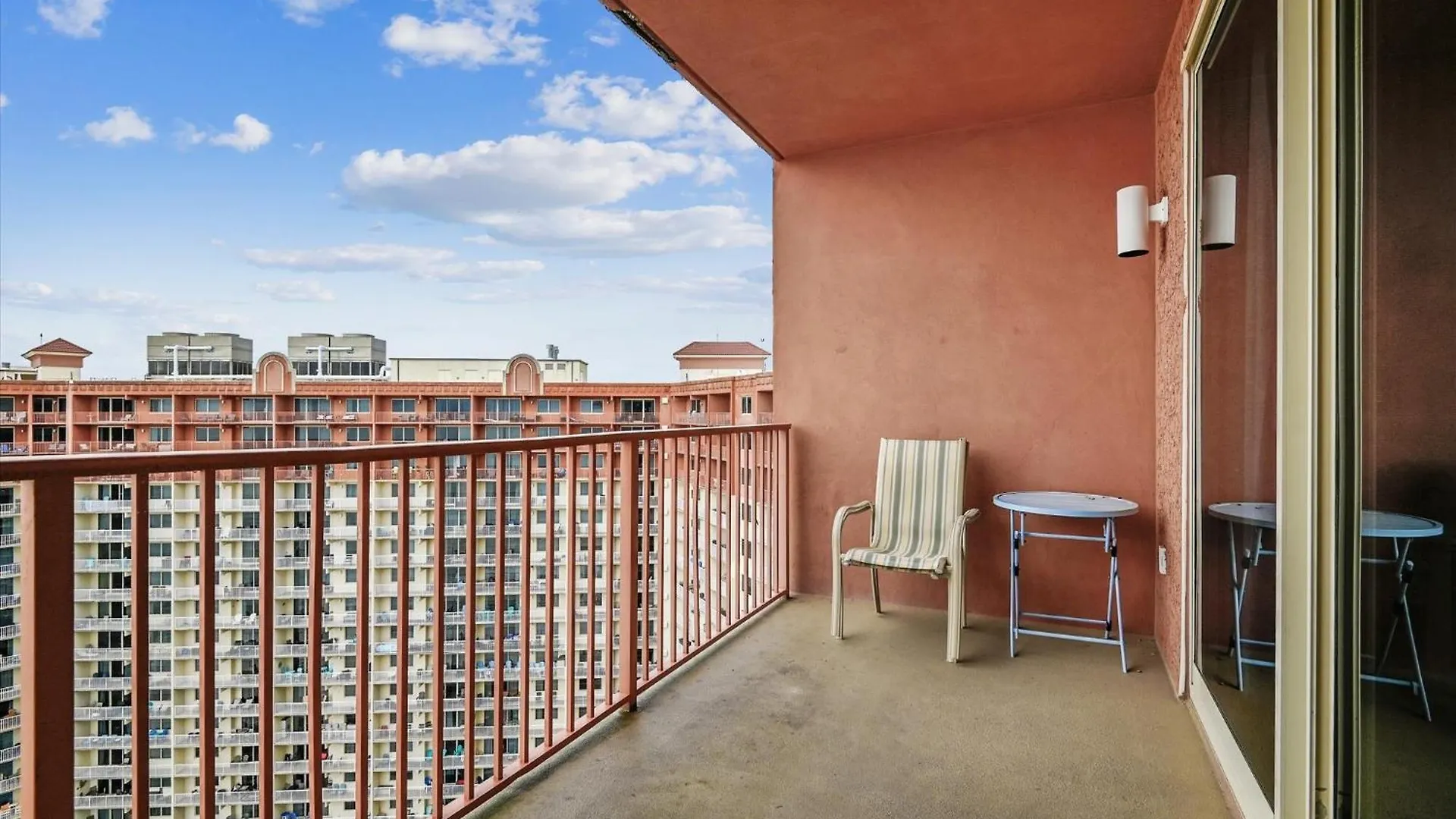 Apartment Shores Of Panama 2327 - 1 Bedroombunks And Sleeper Sofa, Sunset View! Free Fun! Condo Panama City Beach